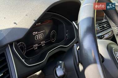Внедорожник / Кроссовер Audi Q5 2017 в 