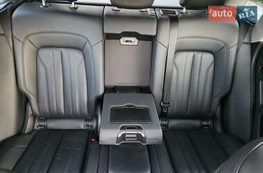Внедорожник / Кроссовер Audi Q5 2018 в 