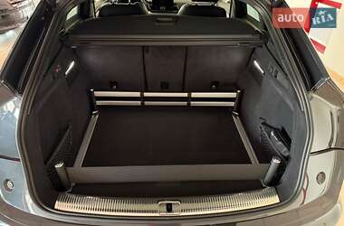 Внедорожник / Кроссовер Audi Q5 2022 в 