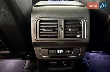 Внедорожник / Кроссовер Audi Q5 2022 в 