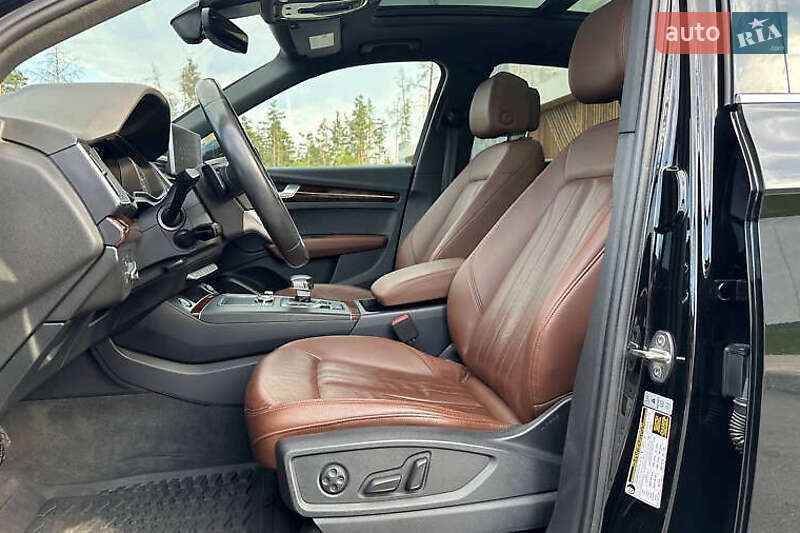 Внедорожник / Кроссовер Audi Q5 2017 в Киеве