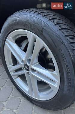 Позашляховик / Кросовер Audi Q5 2021 в Луцьку