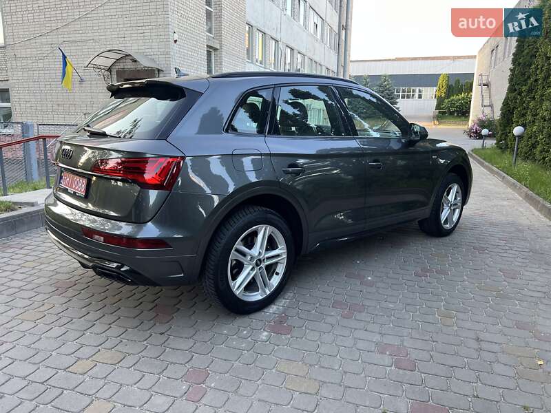 Внедорожник / Кроссовер Audi Q5 2021 в Луцке фото 8 Внедорожник / Кроссовер Audi Q5 2021 в Луцке