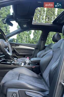 Внедорожник / Кроссовер Audi Q5 2021 в 