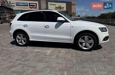 Внедорожник / Кроссовер Audi Q5 2014 в 