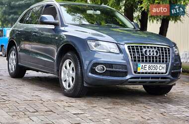 Позашляховик / Кросовер Audi Q5 2010 в Дніпрі
