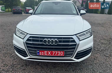 Внедорожник / Кроссовер Audi Q5 2018 в 