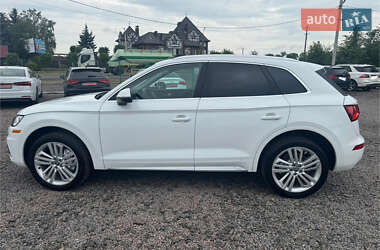 Внедорожник / Кроссовер Audi Q5 2018 в 