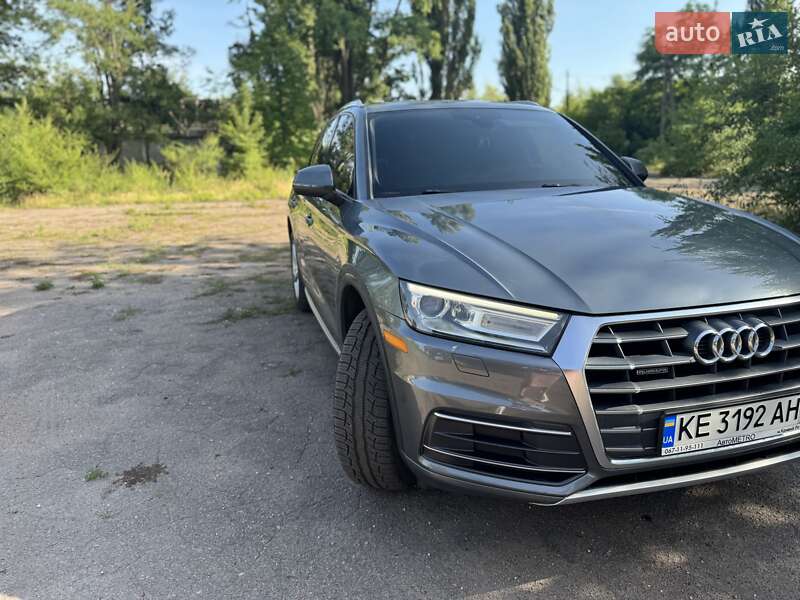 Позашляховик / Кросовер Audi Q5 2017 в Кривому Розі