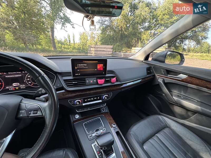 Позашляховик / Кросовер Audi Q5 2017 в Кривому Розі