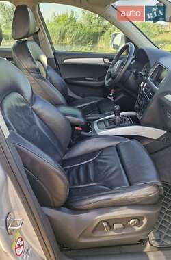 Внедорожник / Кроссовер Audi Q5 2009 в 