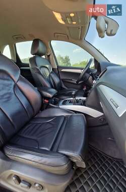 Внедорожник / Кроссовер Audi Q5 2009 в 