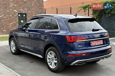 Внедорожник / Кроссовер Audi Q5 2022 в 