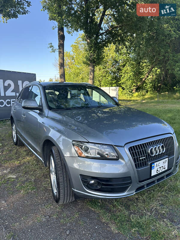 Внедорожник / Кроссовер Audi Q5 2011 в Луцке