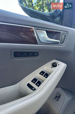 Внедорожник / Кроссовер Audi Q5 2011 в 