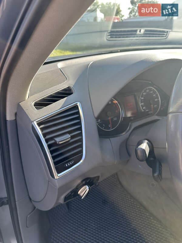 Внедорожник / Кроссовер Audi Q5 2011 в Луцке