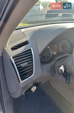 Внедорожник / Кроссовер Audi Q5 2011 в 