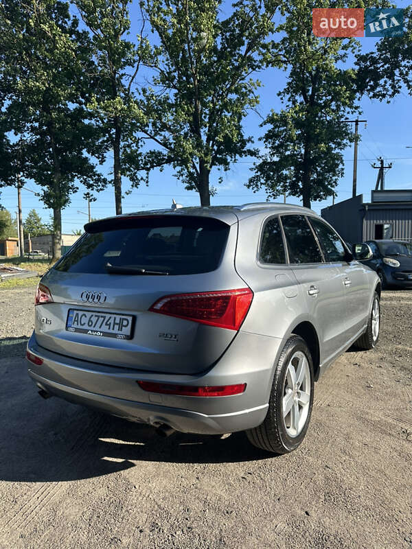 Внедорожник / Кроссовер Audi Q5 2011 в Луцке