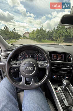 Внедорожник / Кроссовер Audi Q5 2012 в 