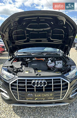 Внедорожник / Кроссовер Audi Q5 2021 в 