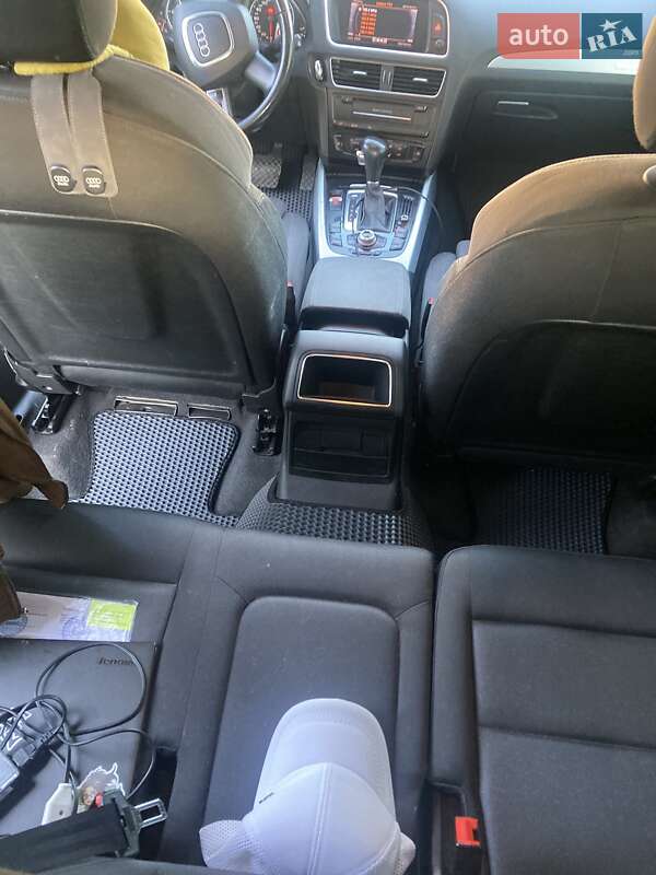Внедорожник / Кроссовер Audi Q5 2011 в Хмельницком