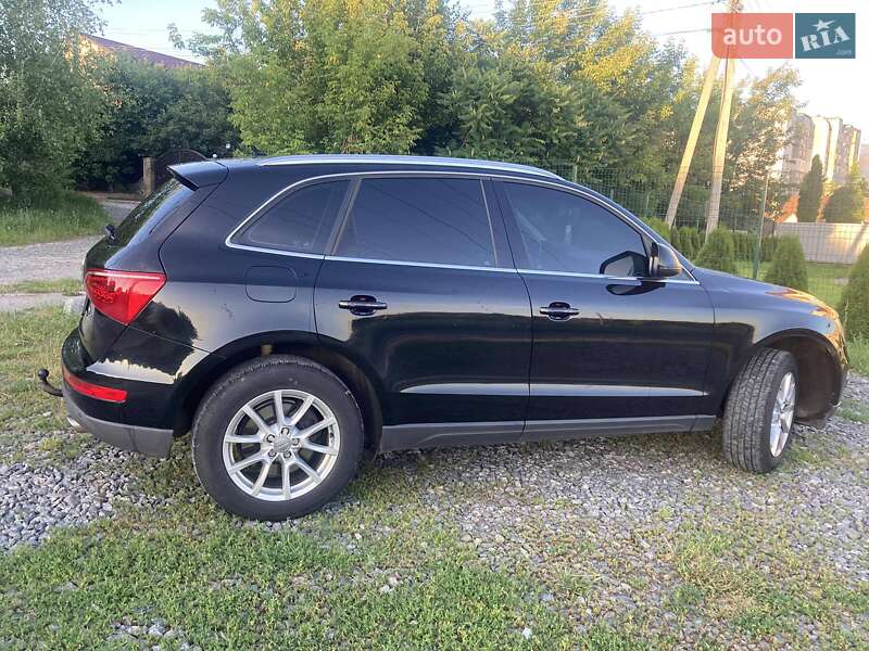 Внедорожник / Кроссовер Audi Q5 2011 в Хмельницком