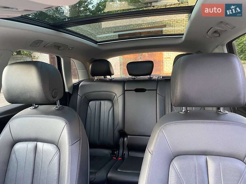 Позашляховик / Кросовер Audi Q5 2018 в Дніпрі