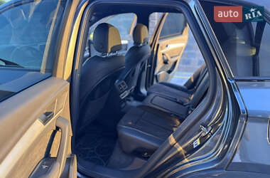 Внедорожник / Кроссовер Audi Q5 2020 в 