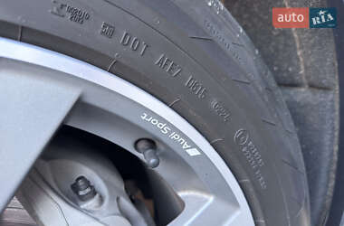 Внедорожник / Кроссовер Audi Q5 2020 в 
