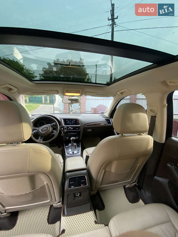 Внедорожник / Кроссовер Audi Q5 2012 в Золочеве