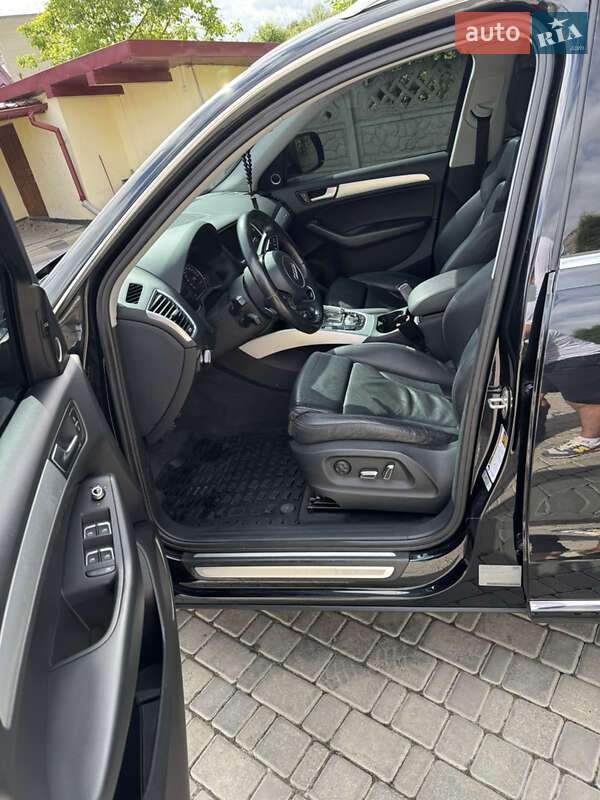 Позашляховик / Кросовер Audi Q5 2014 в Луцьку