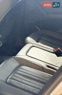 Внедорожник / Кроссовер Audi Q5 2019 в 