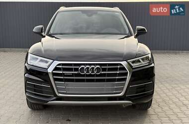 Внедорожник / Кроссовер Audi Q5 2020 в 