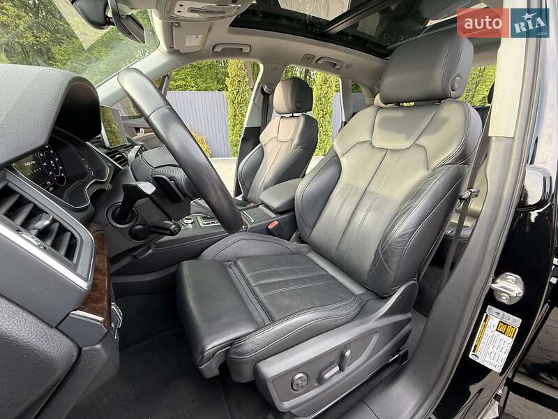 Внедорожник / Кроссовер Audi Q5 2020 в Тернополе