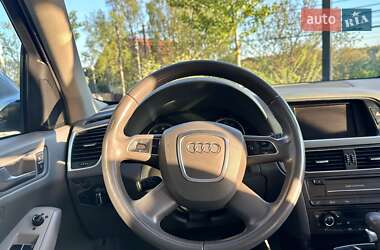 Внедорожник / Кроссовер Audi Q5 2010 в 