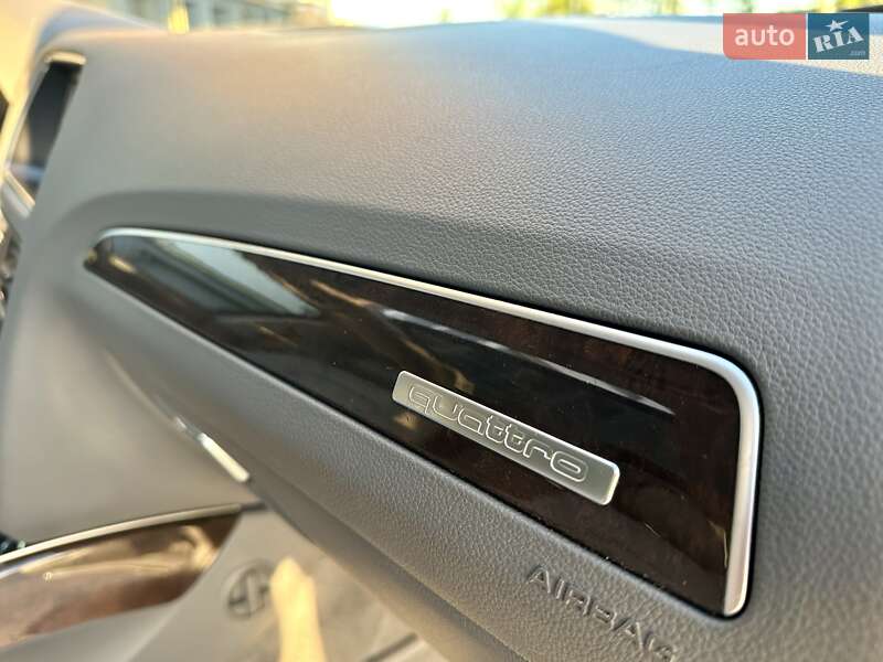Внедорожник / Кроссовер Audi Q5 2010 в Виннице