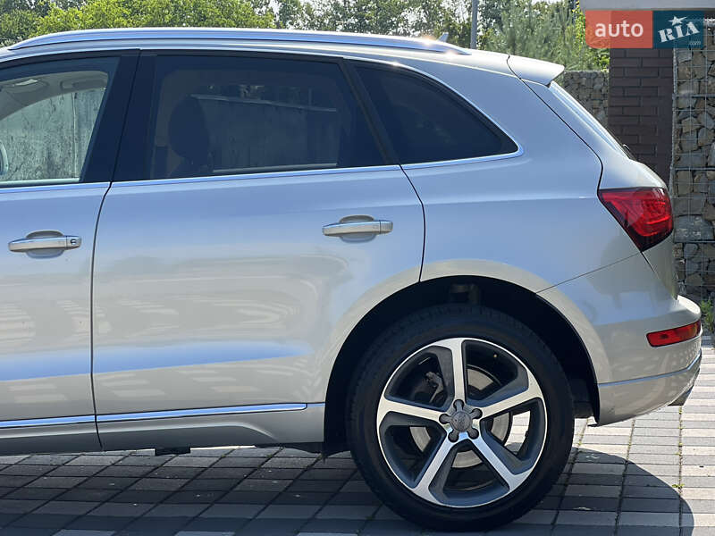 Внедорожник / Кроссовер Audi Q5 2015 в Стрые