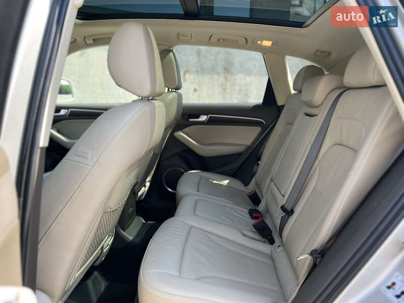 Внедорожник / Кроссовер Audi Q5 2015 в Стрые