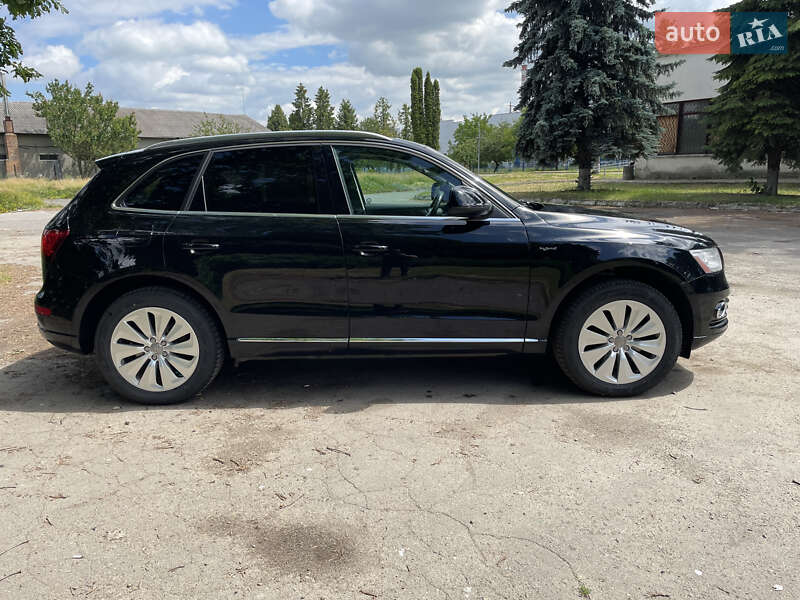 Внедорожник / Кроссовер Audi Q5 2012 в Луцке