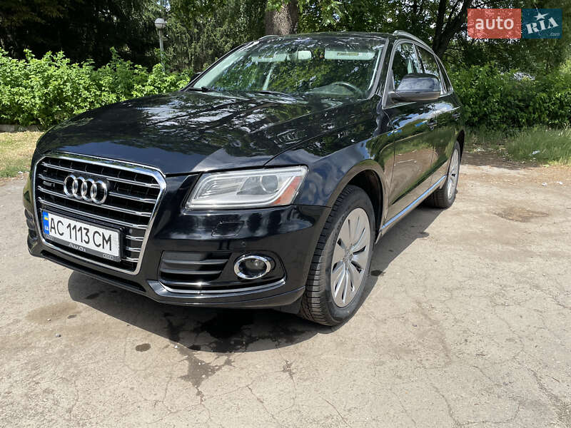 Внедорожник / Кроссовер Audi Q5 2012 в 