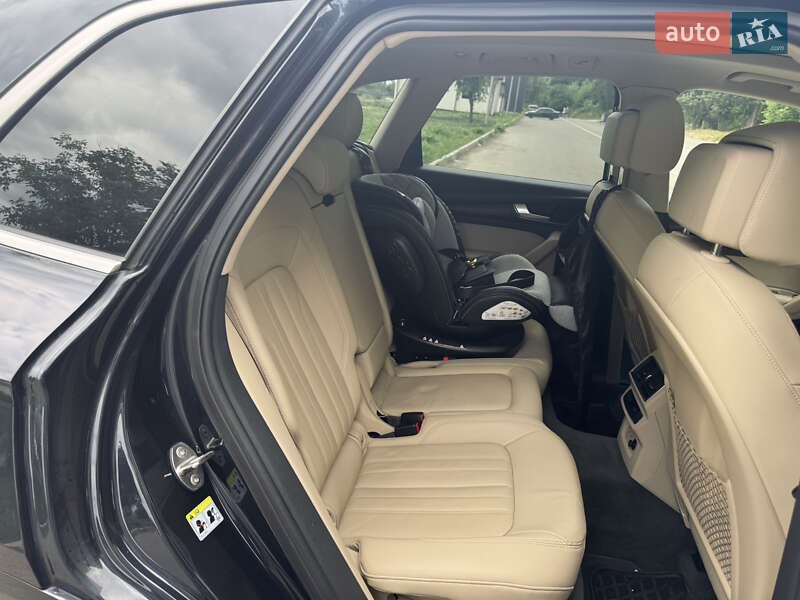 Внедорожник / Кроссовер Audi Q5 2018 в Бурштыне