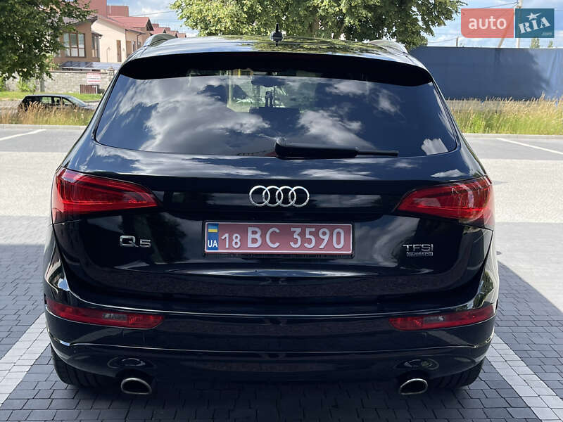 Внедорожник / Кроссовер Audi Q5 2016 в Ровно