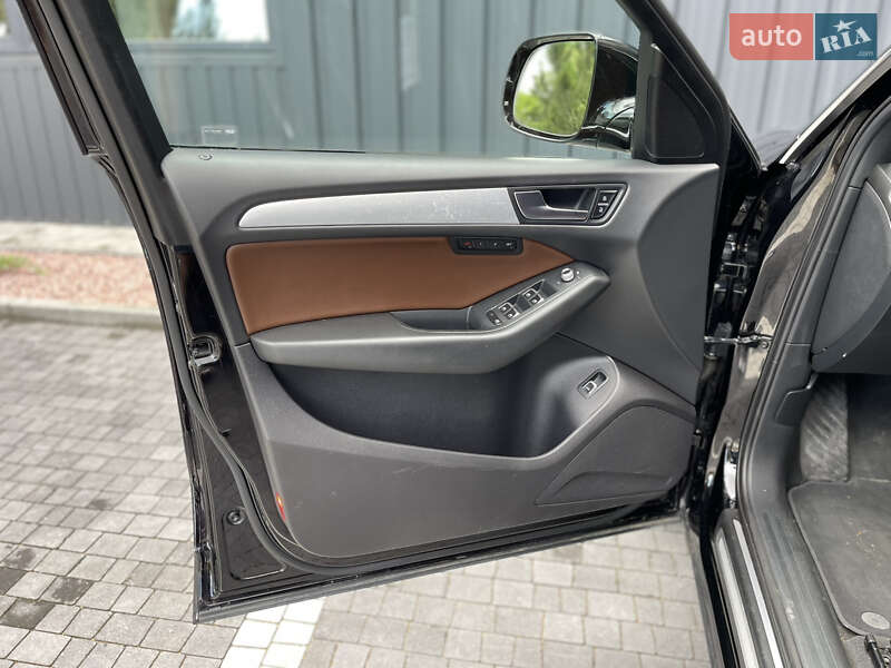 Внедорожник / Кроссовер Audi Q5 2016 в Ровно