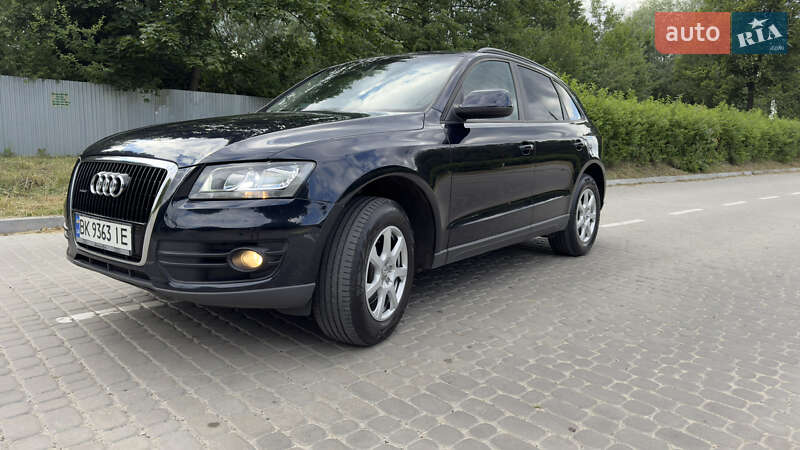 Внедорожник / Кроссовер Audi Q5 2009 в Львове