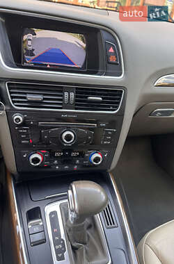 Внедорожник / Кроссовер Audi Q5 2016 в 