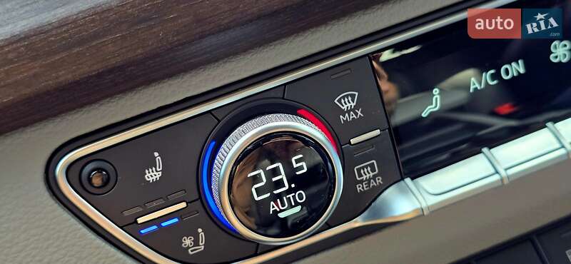 Внедорожник / Кроссовер Audi Q5 2023 в Луцке