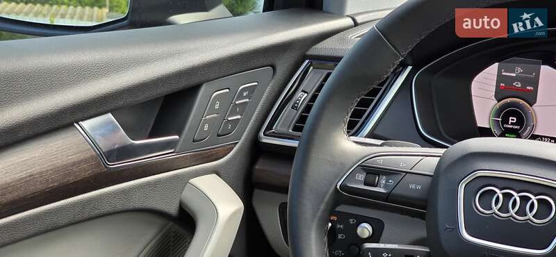Внедорожник / Кроссовер Audi Q5 2023 в Луцке