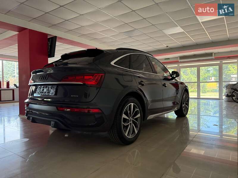 Внедорожник / Кроссовер Audi Q5 2022 в Черкассах