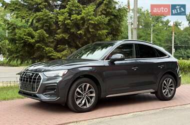 Внедорожник / Кроссовер Audi Q5 2022 в 