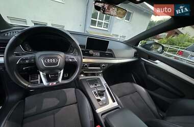 Внедорожник / Кроссовер Audi Q5 2018 в 